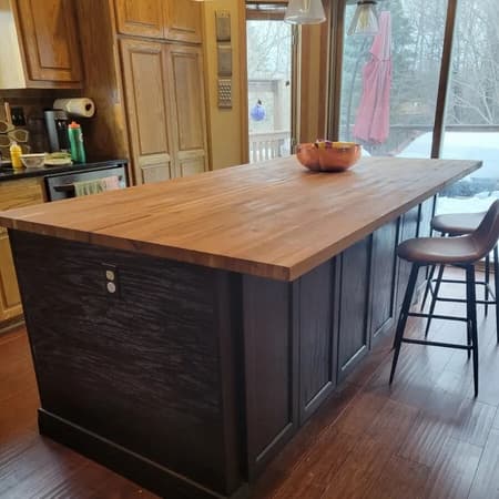 Brady Cherry Onyx kitchen cabinets