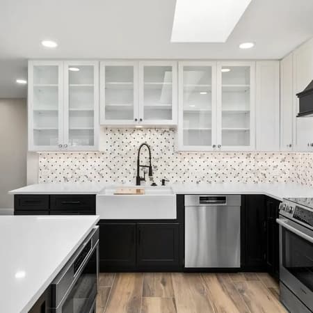 Harrison Maple Carriage Black kitchen cabinets